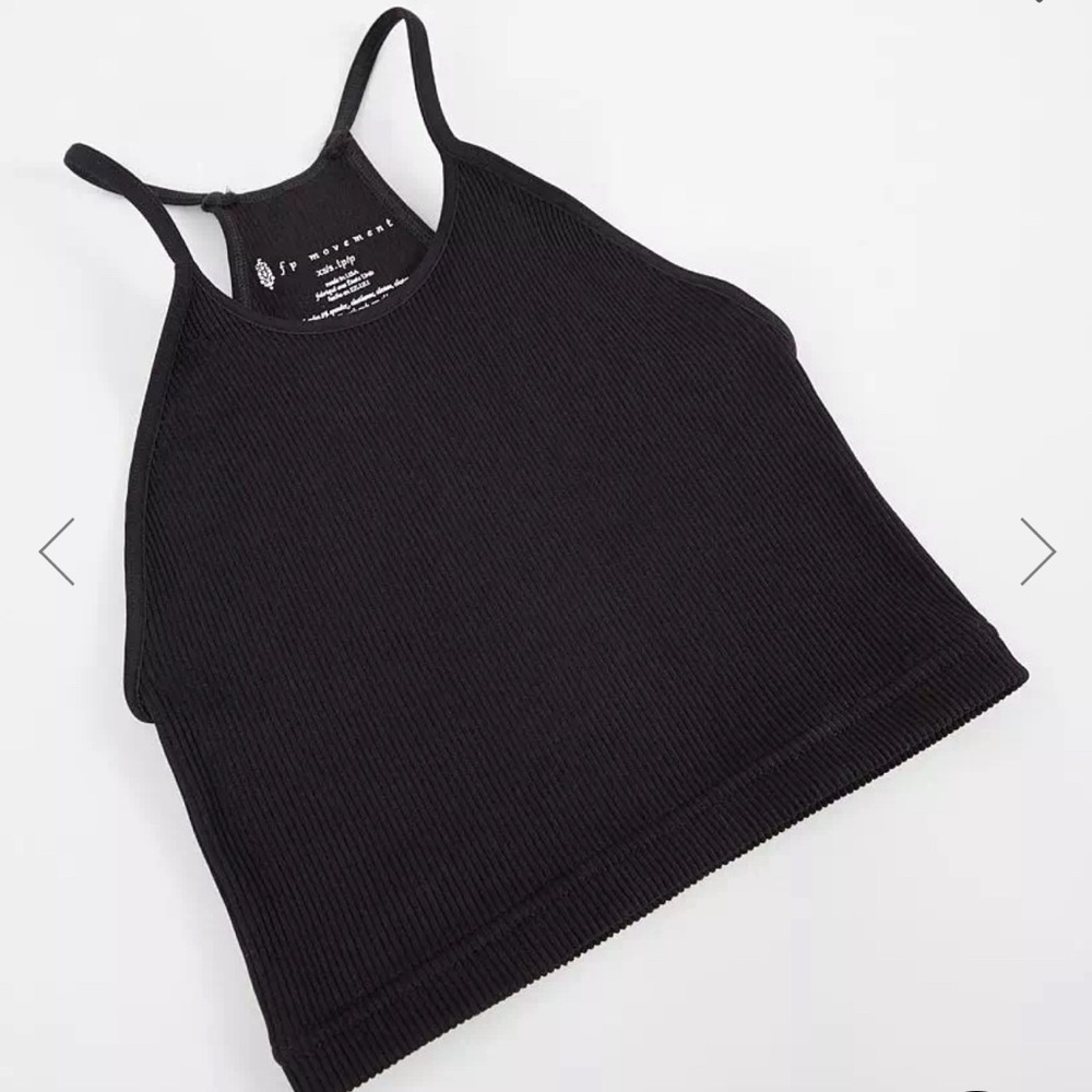NWT FP Movement M/L Cropped Run Active Brami. Ribbed compression tank.